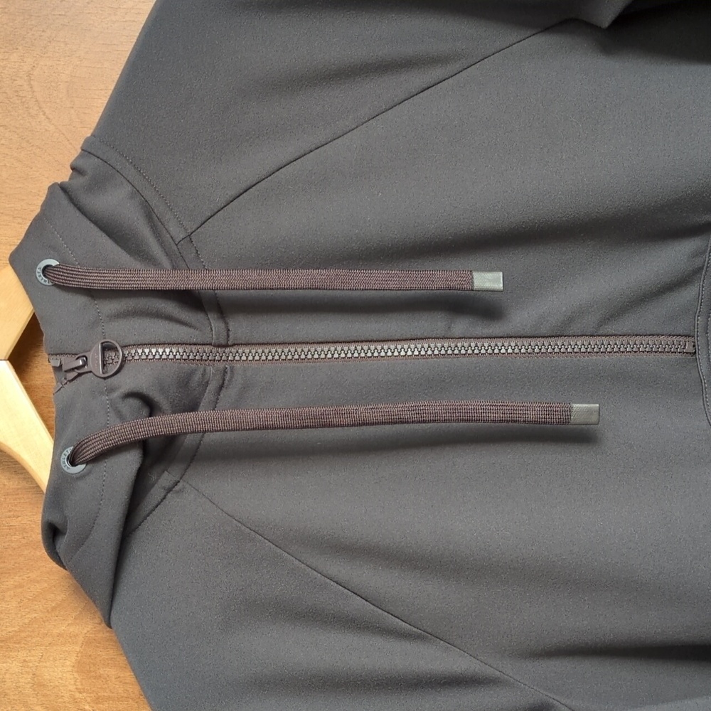 Athleta Glacier Handkerchief Poncho In Shale Size XXS - Picture 3 of 9